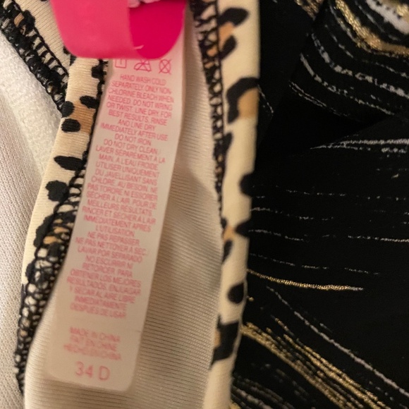 MagicSuit Tankini with Bonus Victoria's Secret Bathing Suit Top 10 34D NWOT! - Picture 10 of 13